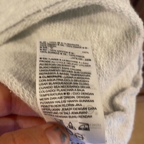 Banana Republic sweatshirt with bell sleeves - Picture 9 of 11